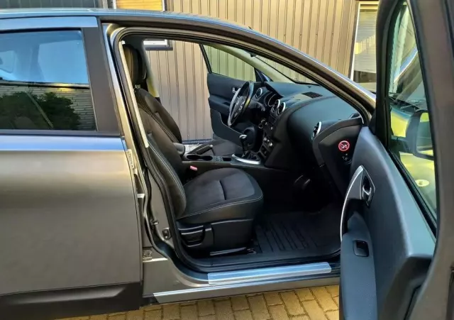 NISSAN Qashqai 1.6 Acenta