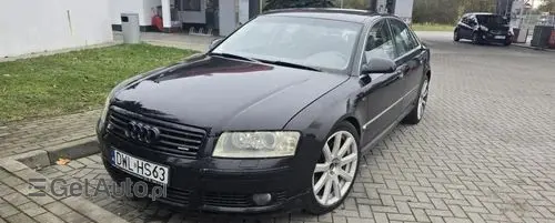 AUDI A8 