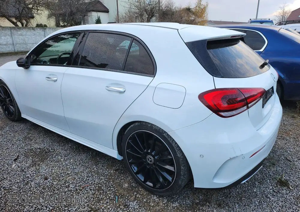 MERCEDES-BENZ Klasa A 180 d 7G-DCT AMG Line