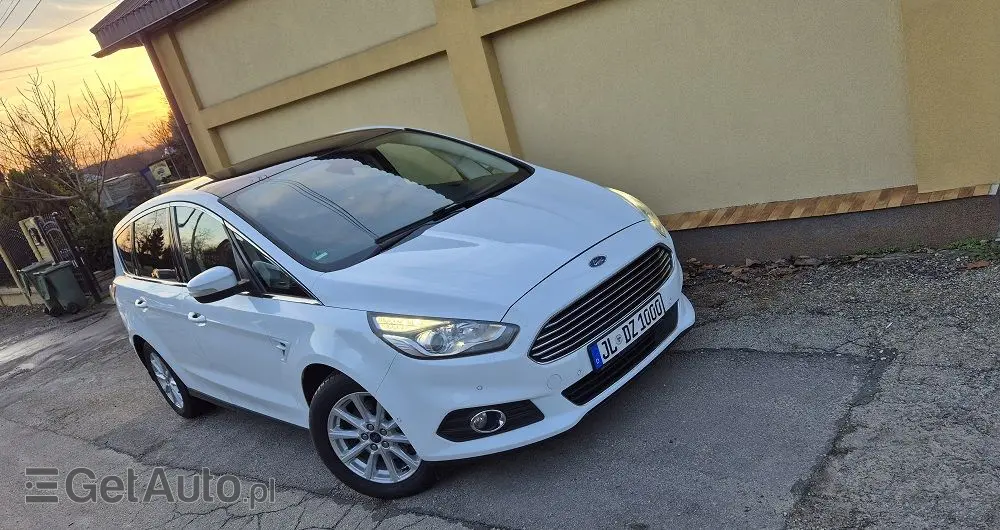 FORD S-Max 2.0 TDCi Titanium