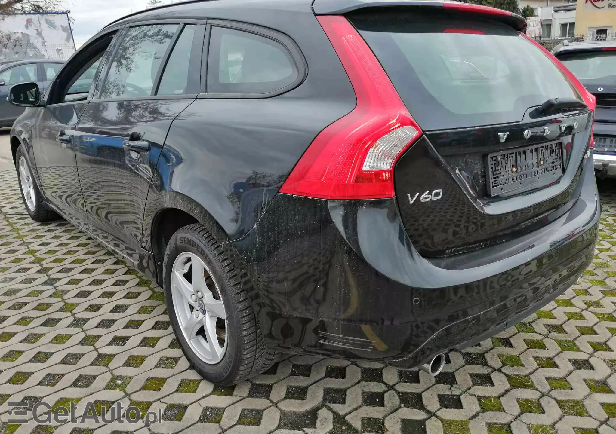 VOLVO V60 T3 Drive-E Dynamic Edition (Kinetic)