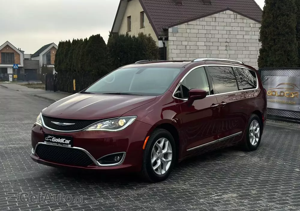 CHRYSLER Pacifica 