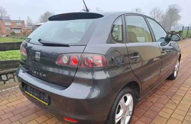 SEAT Ibiza 