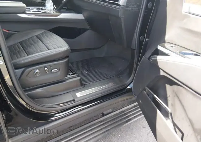 CADILLAC Escalade 6.2 V8 AWD AT Platinum