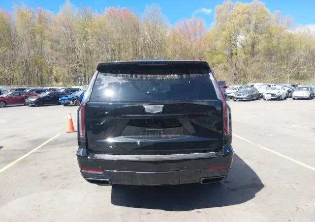 CADILLAC Escalade 6.2 V8 AWD AT Platinum