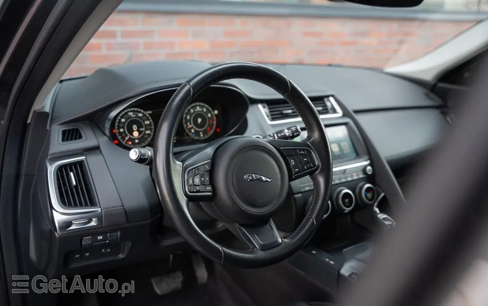 JAGUAR E-Pace P200 AWD SE