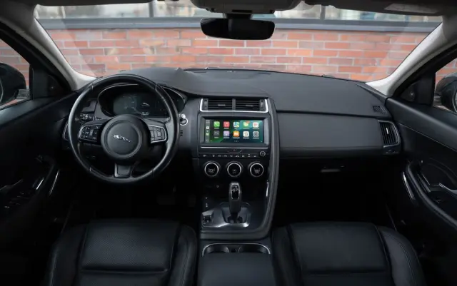 JAGUAR E-Pace P200 AWD SE