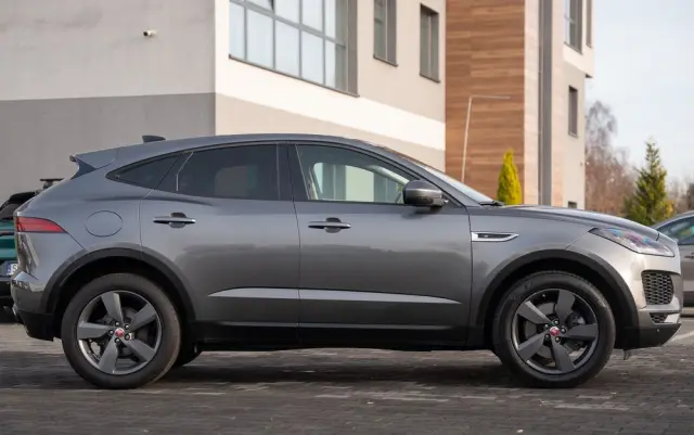 JAGUAR E-Pace P200 AWD SE