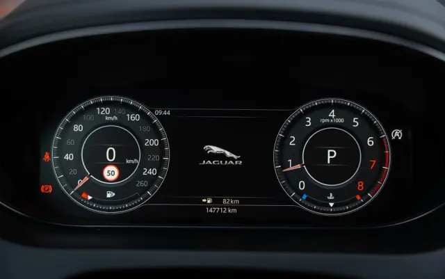 JAGUAR E-Pace P200 AWD SE