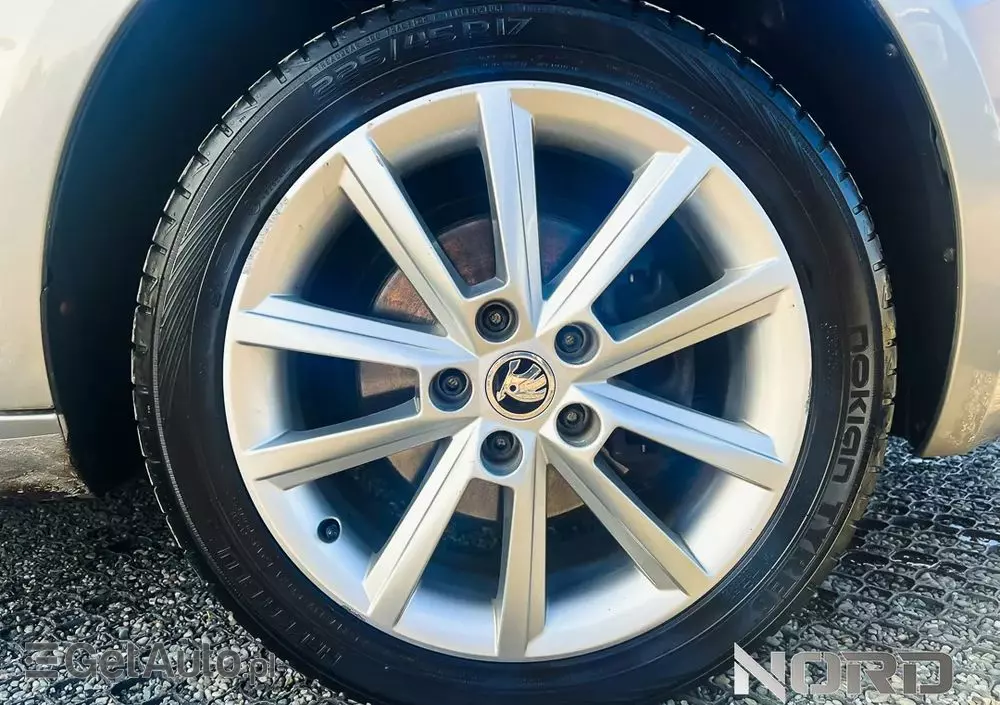 SKODA Octavia 1.6 TDI 4x4 Style