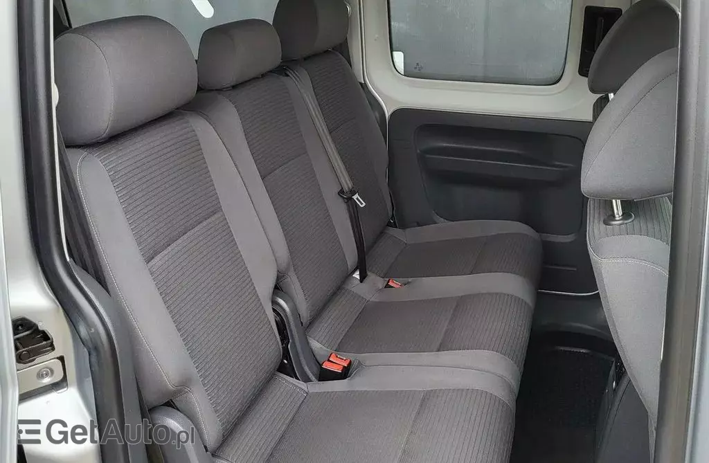 VOLKSWAGEN Caddy 