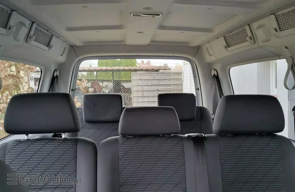 VOLKSWAGEN Caddy 