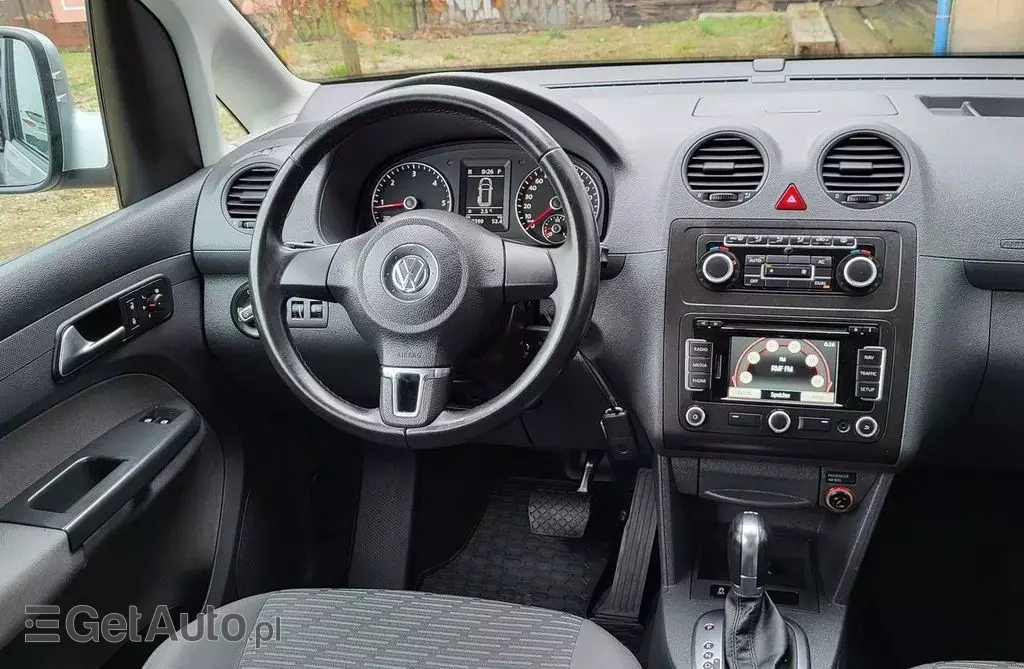 VOLKSWAGEN Caddy 