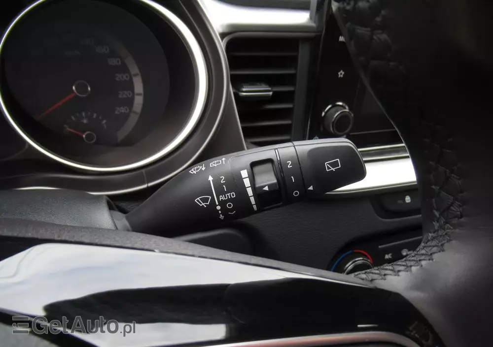 KIA Ceed 1.5 T-GDI M