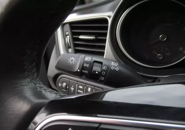 KIA Ceed 1.5 T-GDI M