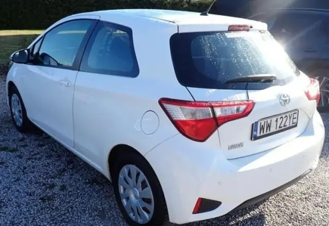 TOYOTA Yaris 1.5 Active