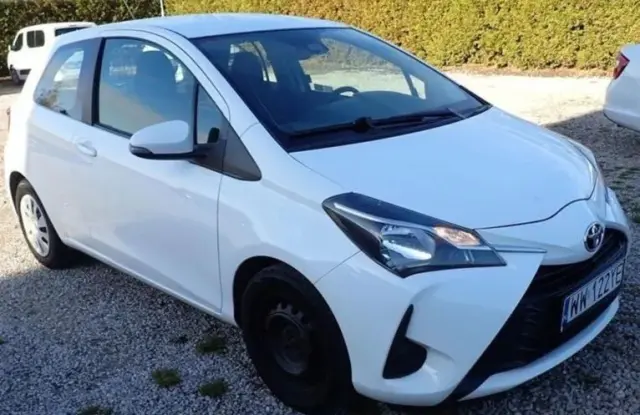 TOYOTA Yaris 1.5 Active