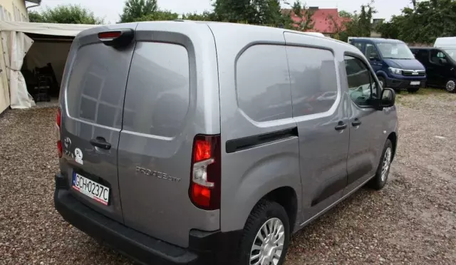 TOYOTA Proace 