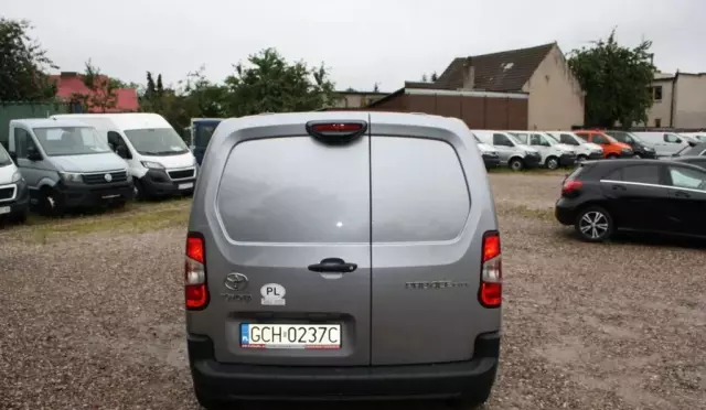 TOYOTA Proace 