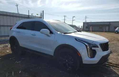 CADILLAC XT4 
