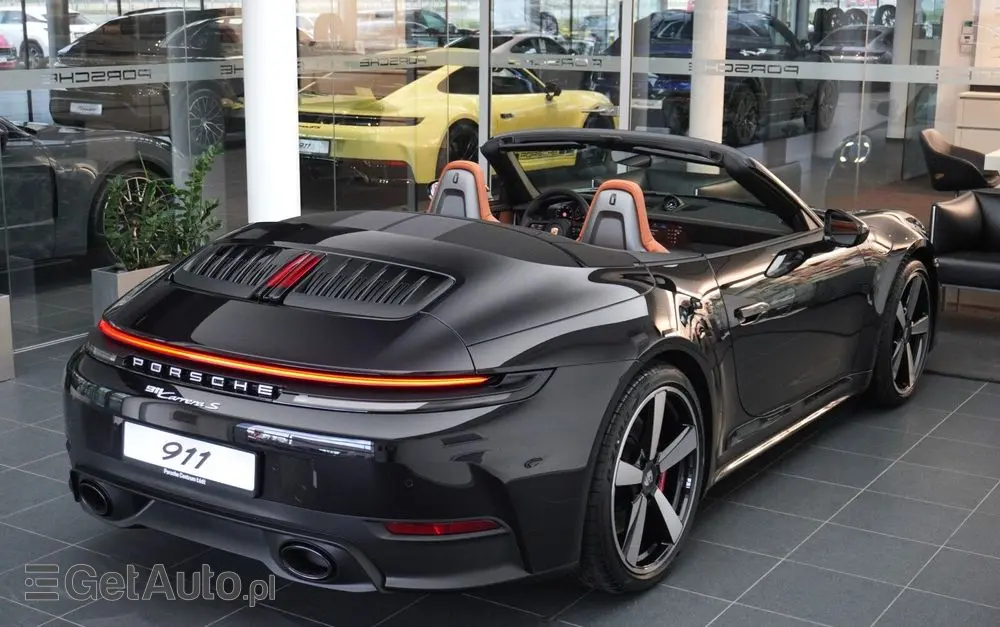 PORSCHE 911 Carrera S Cabrio