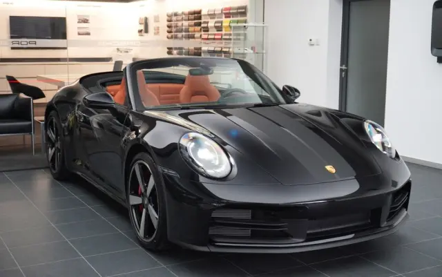 PORSCHE 911 Carrera S Cabrio