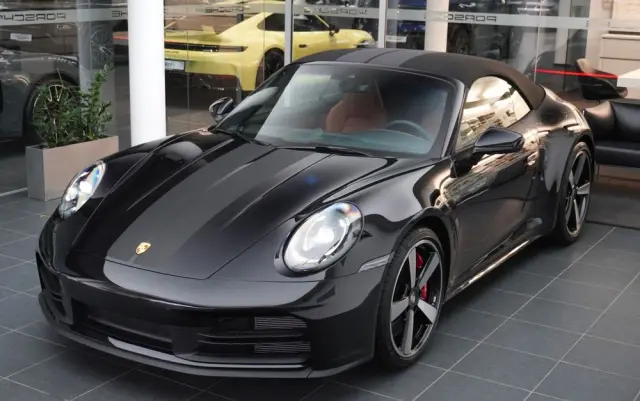 PORSCHE 911 Carrera S Cabrio
