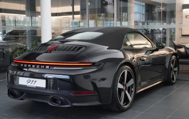 PORSCHE 911 Carrera S Cabrio