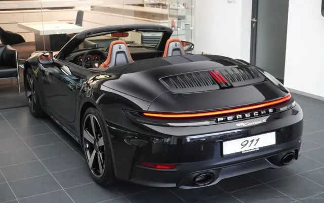 PORSCHE 911 Carrera S Cabrio