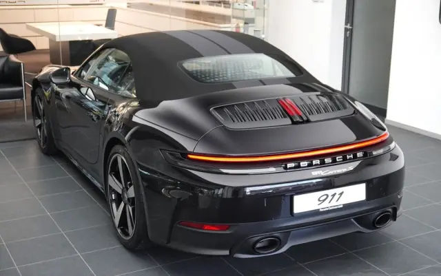 PORSCHE 911 Carrera S Cabrio