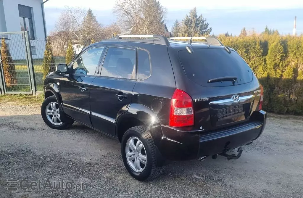 HYUNDAI Tucson 