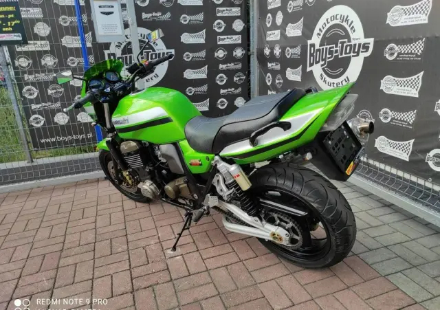 KAWASAKI ZRX 