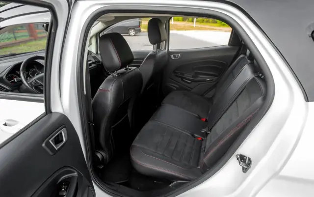 FORD EcoSport 1.5 EcoBlue Allrad ST-LINE