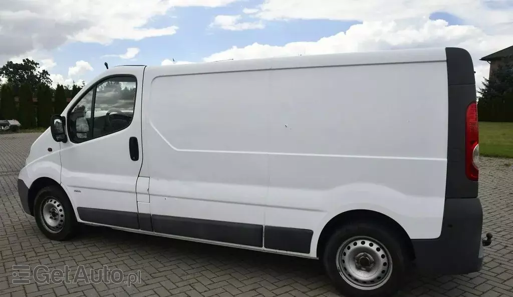 OPEL Vivaro 