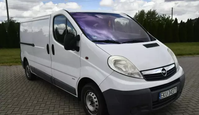 OPEL Vivaro 