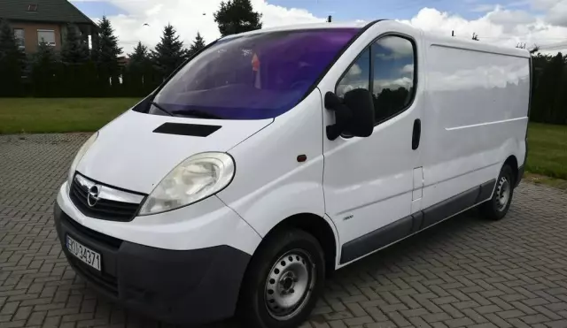 OPEL Vivaro 