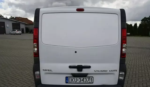 OPEL Vivaro 