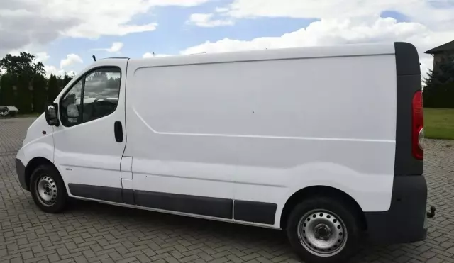 OPEL Vivaro 