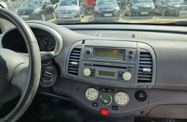 NISSAN Micra 
