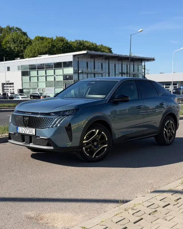 PEUGEOT 3008 1.6 PureTech Hybrid PHEV Active Pack S&S EAT8