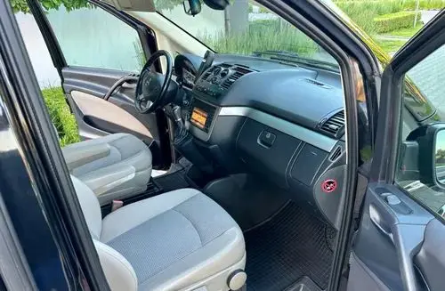 MERCEDES-BENZ Viano 