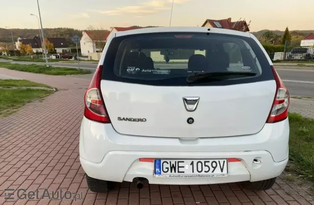 DACIA Sandero 