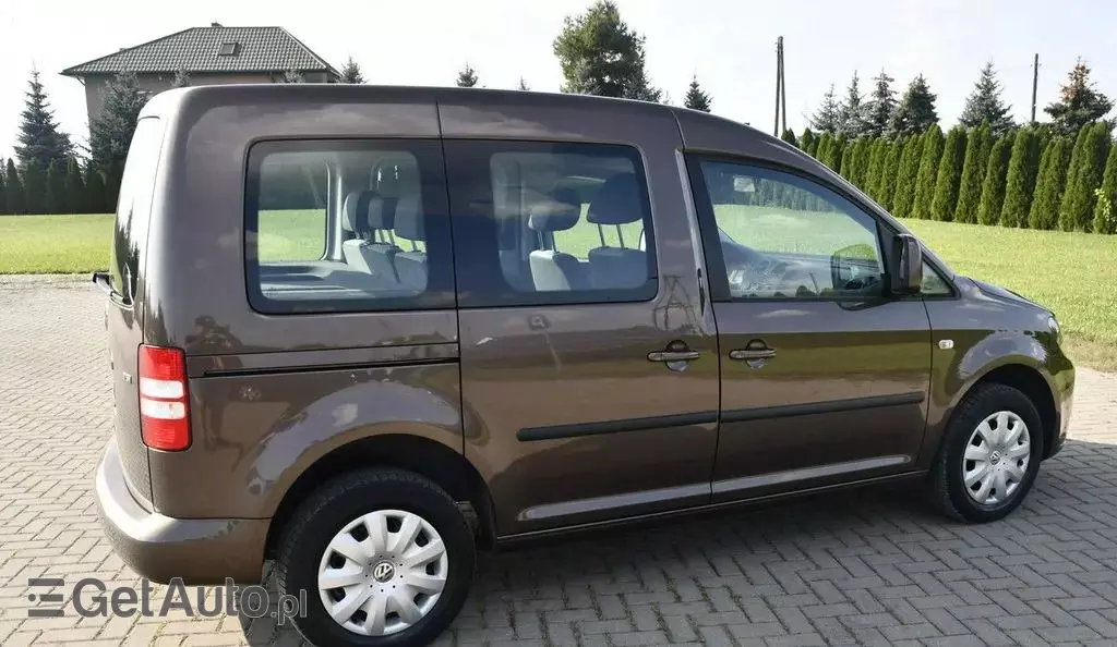 VOLKSWAGEN Caddy California 