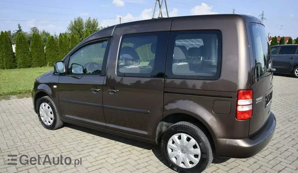 VOLKSWAGEN Caddy California 