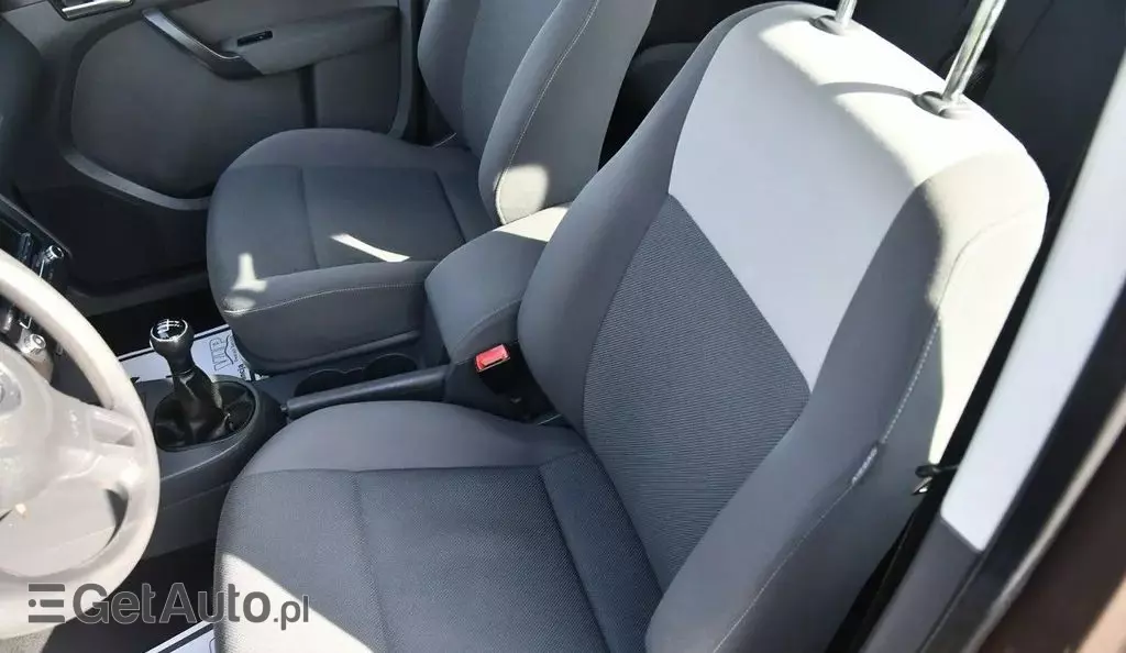 VOLKSWAGEN Caddy California 