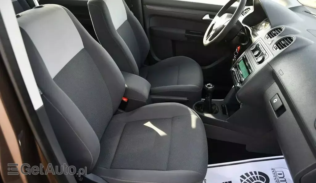 VOLKSWAGEN Caddy California 