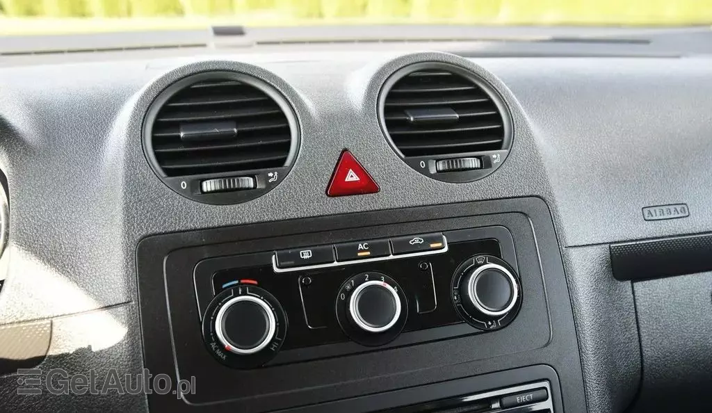 VOLKSWAGEN Caddy California 