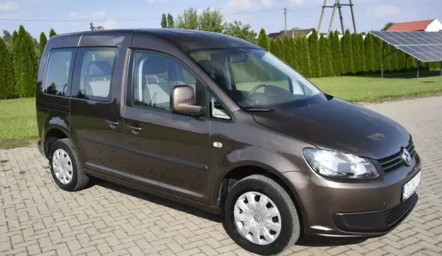 VOLKSWAGEN Caddy California 