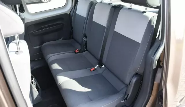 VOLKSWAGEN Caddy California 