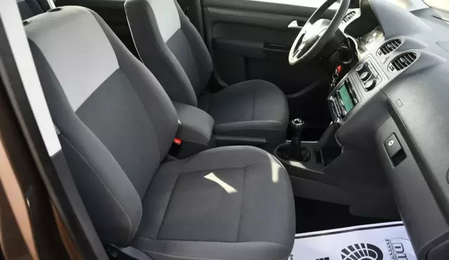 VOLKSWAGEN Caddy California 